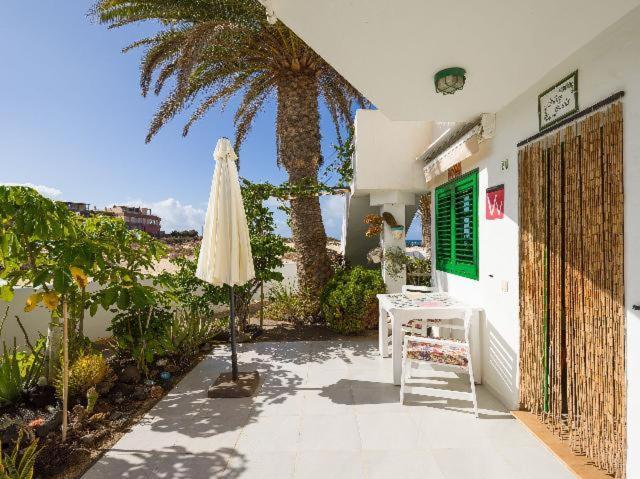 Apartamento Nire Lula En La Misma Playa El Cotillo  Экстерьер фото